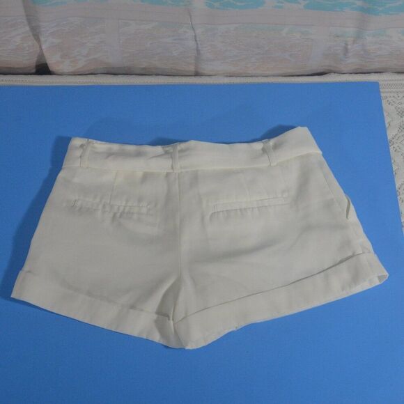 Express White High Waisted Shorts with Front Tie Belt Size 2 - Picture 2 of 5